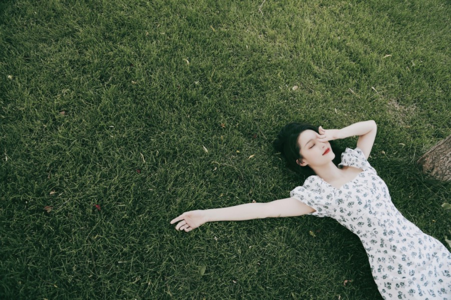 午夜人在线观看高清在线观看海报