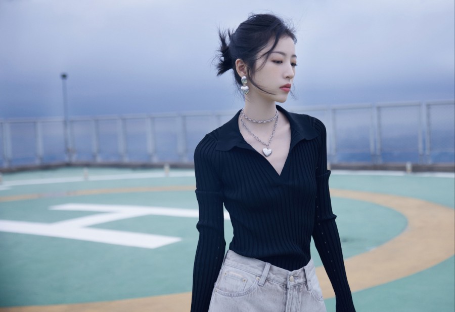 午夜人在线观看高清在线观看海报