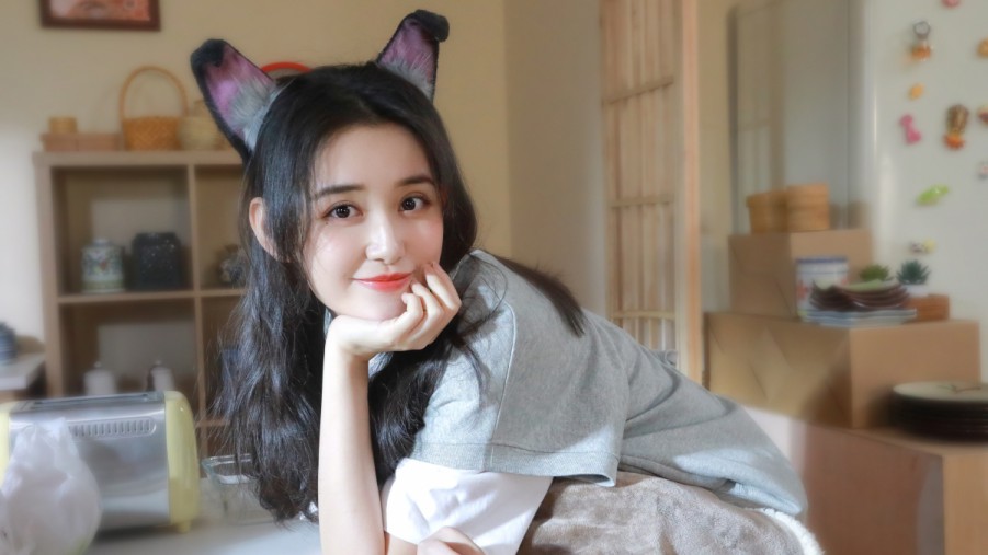 午夜人在线观看高清在线观看海报