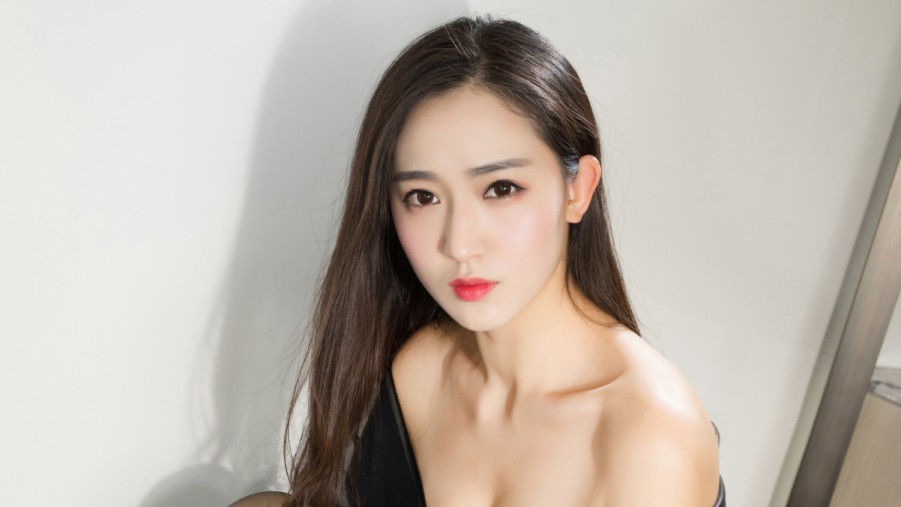 午夜人在线观看高清在线观看海报