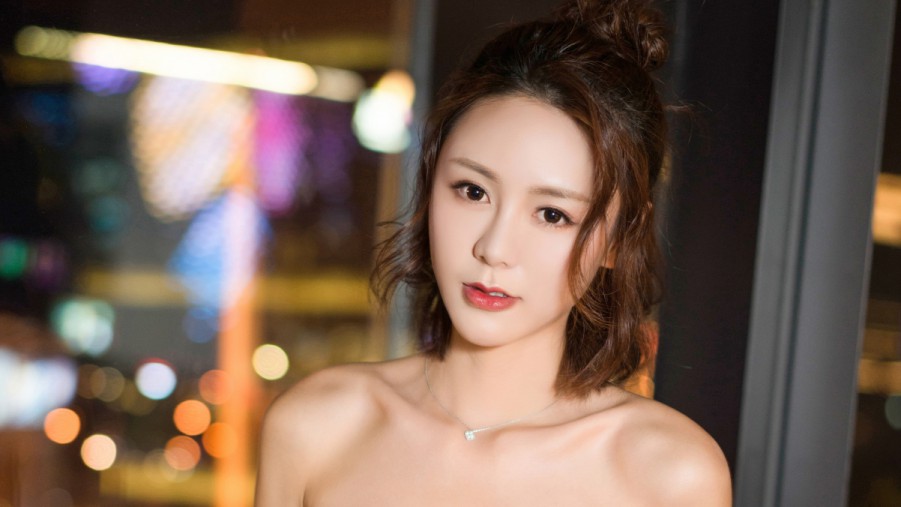 午夜人在线观看高清在线观看海报