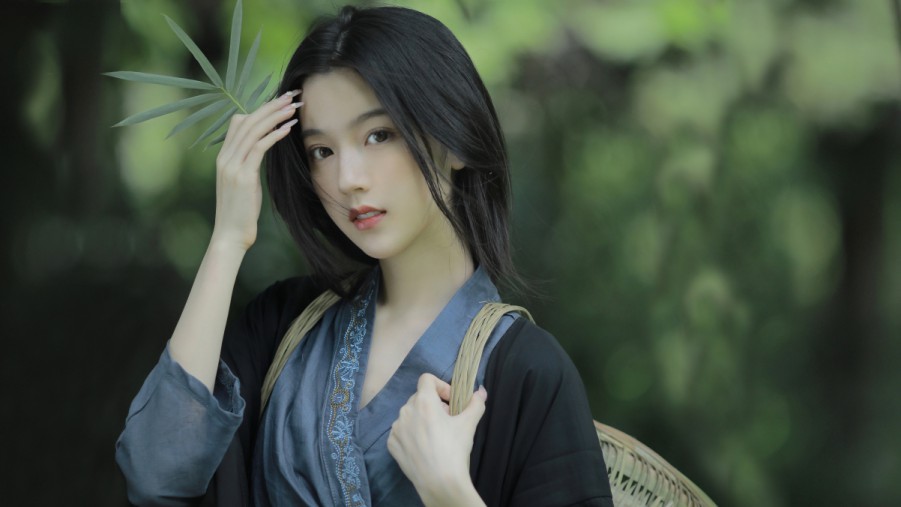 午夜人在线观看高清在线观看海报