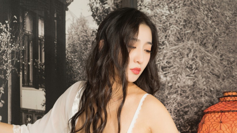 午夜人在线观看高清在线观看海报