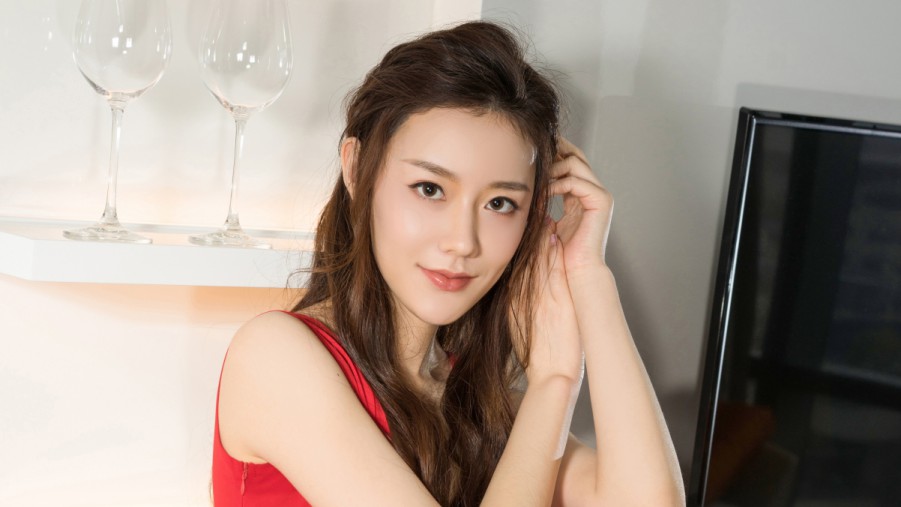 午夜人在线观看高清在线观看海报