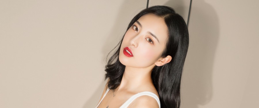 午夜人在线观看高清在线观看海报