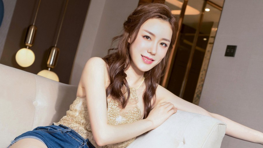 午夜人在线观看高清在线观看海报