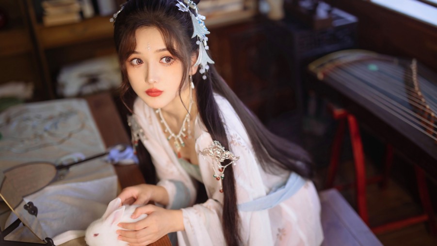 午夜人在线观看高清在线观看海报